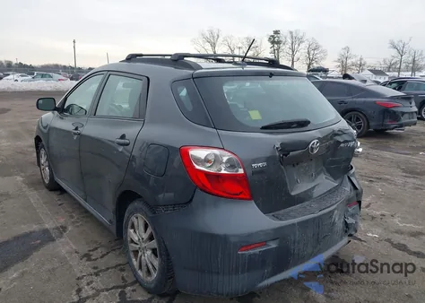 2009 Toyota Matrix z USA, uszkodzony, nr VIN 2T1KU40E09C109061